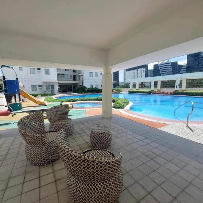 Apartment One Bedroom Unit Avida Tower 2, It Park Cebu